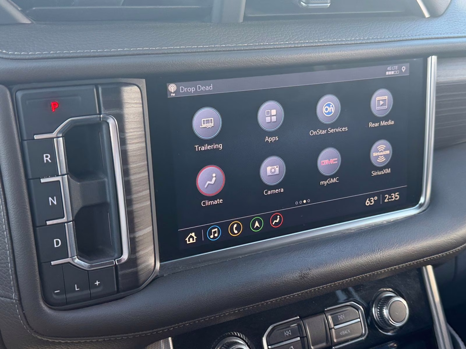 2021 Midnight Blue Metallic GMC Yukon Denali 4X4 SUV