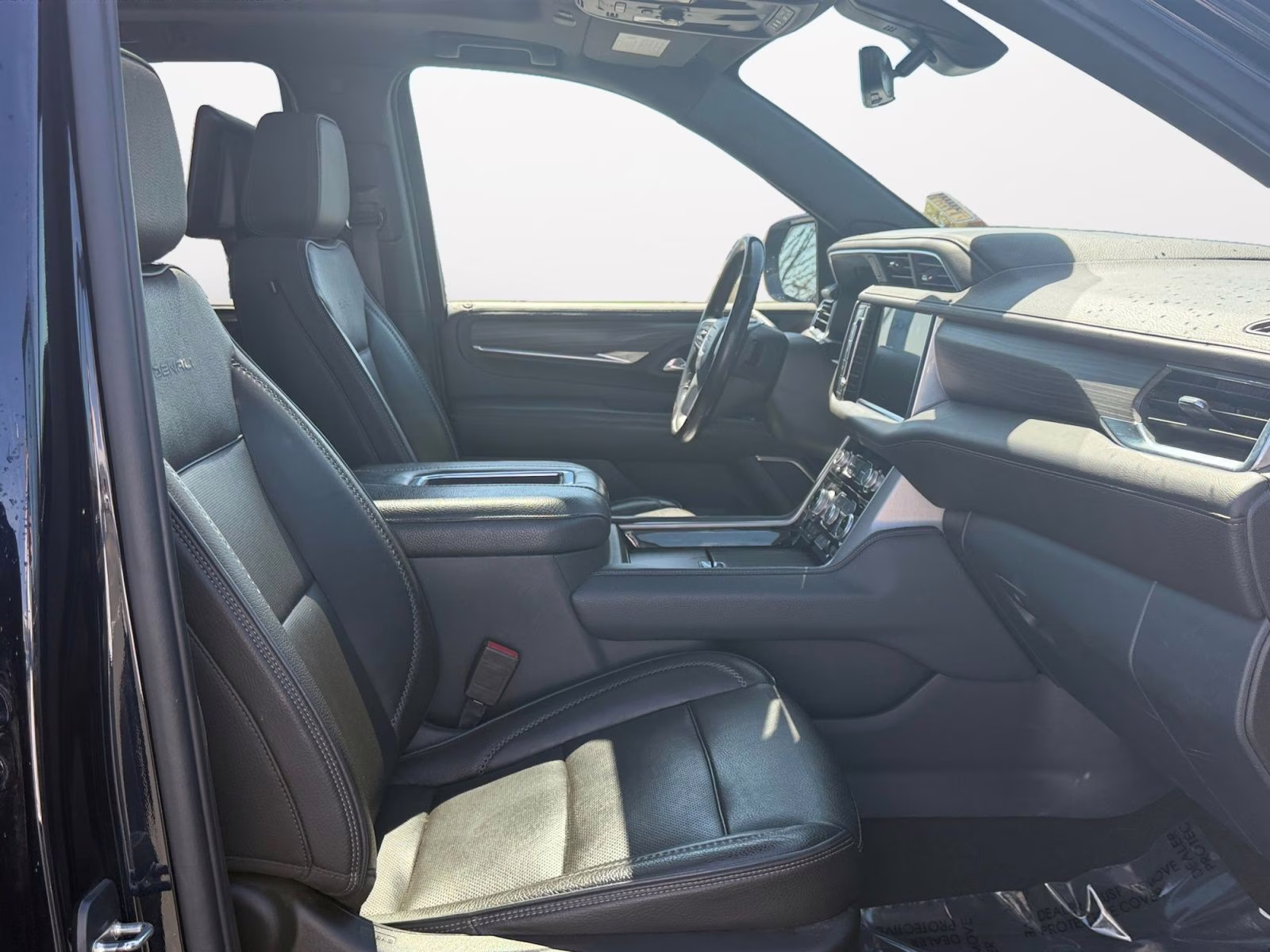 2021 Midnight Blue Metallic GMC Yukon Denali 4X4 SUV