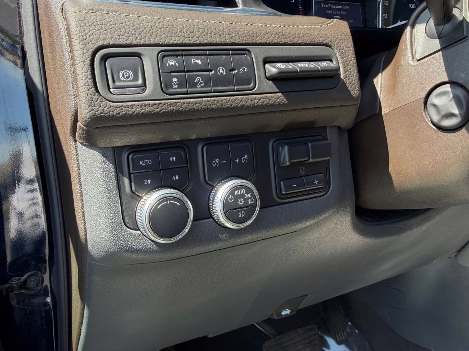 2021 Midnight Blue Metallic GMC Yukon Denali 4X4 SUV