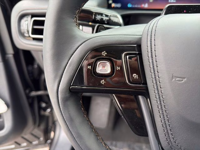 2026 Infinite Black Metallic Clearcoat Lincoln Aviator Reserve AWD SUV