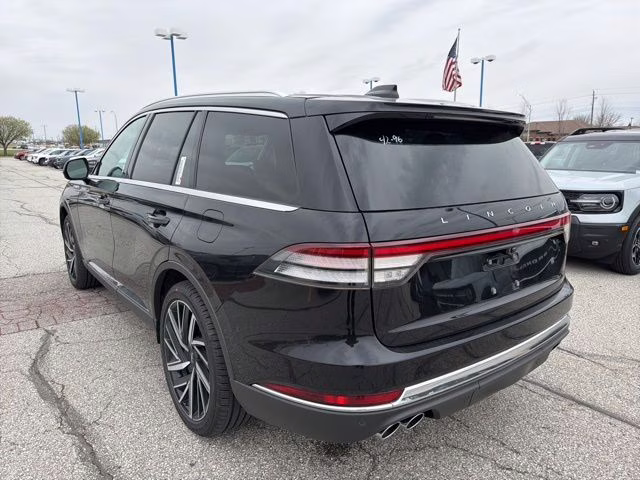2026 Infinite Black Metallic Clearcoat Lincoln Aviator Reserve AWD SUV