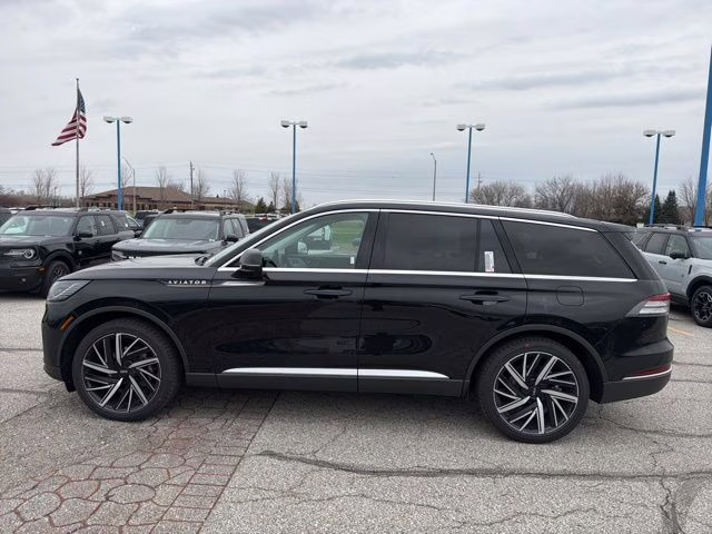 2026 Infinite Black Metallic Clearcoat Lincoln Aviator Reserve AWD SUV