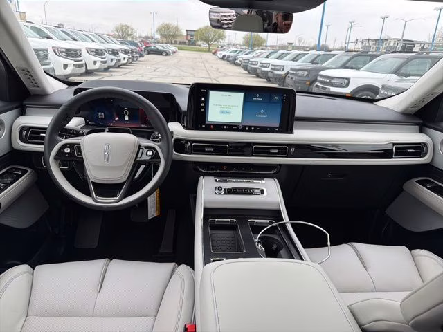 2026 Pristine White Metallic Tri-Coat Lincoln Aviator Reserve AWD SUV