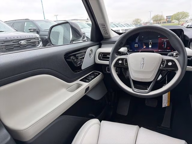2026 Pristine White Metallic Tri-Coat Lincoln Aviator Reserve AWD SUV