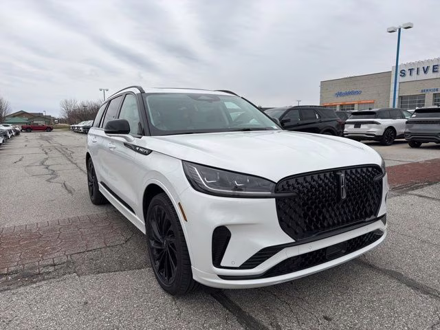 2026 Pristine White Metallic Tri-Coat Lincoln Aviator Reserve AWD SUV