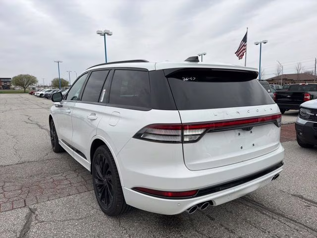 2026 Pristine White Metallic Tri-Coat Lincoln Aviator Reserve AWD SUV