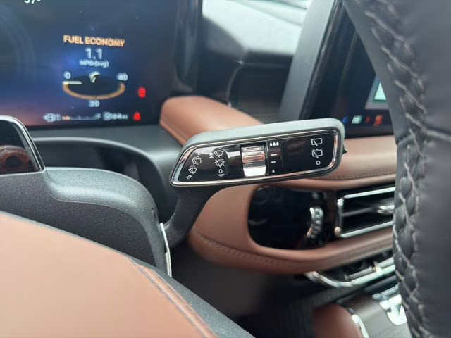 2026 Red Carpet Tinted Clearcoat Lincoln Aviator Reserve AWD SUV