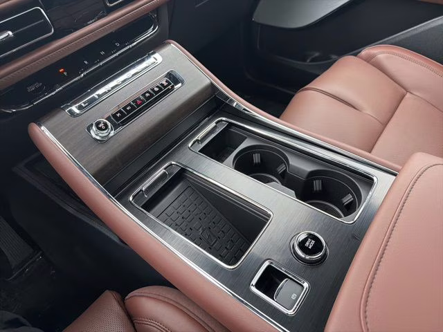 2026 Red Carpet Tinted Clearcoat Lincoln Aviator Reserve AWD SUV