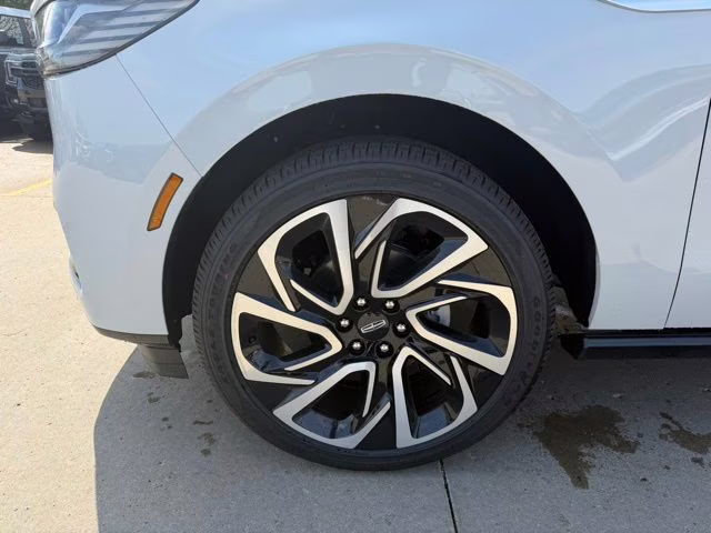 2026 Crystal White Metallic Clearcoat Lincoln Navigator Reserve 4X4 SUV