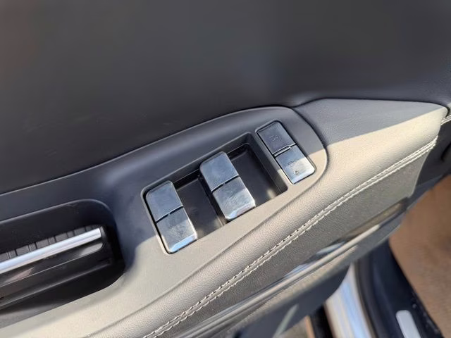 2026 Crystal White Metallic Clearcoat Lincoln Navigator Reserve 4X4 SUV