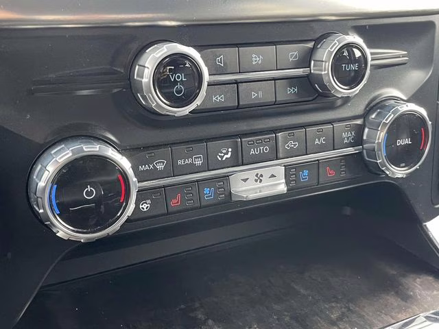 2023 Black Metallic Ford F-150 Lariat 4X4 Truck