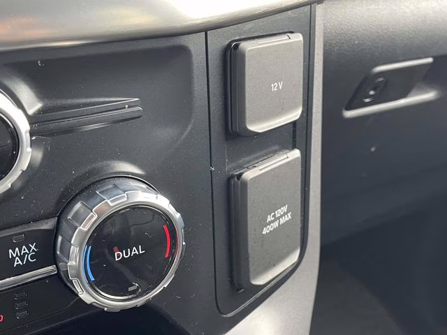 2023 Black Metallic Ford F-150 Lariat 4X4 Truck