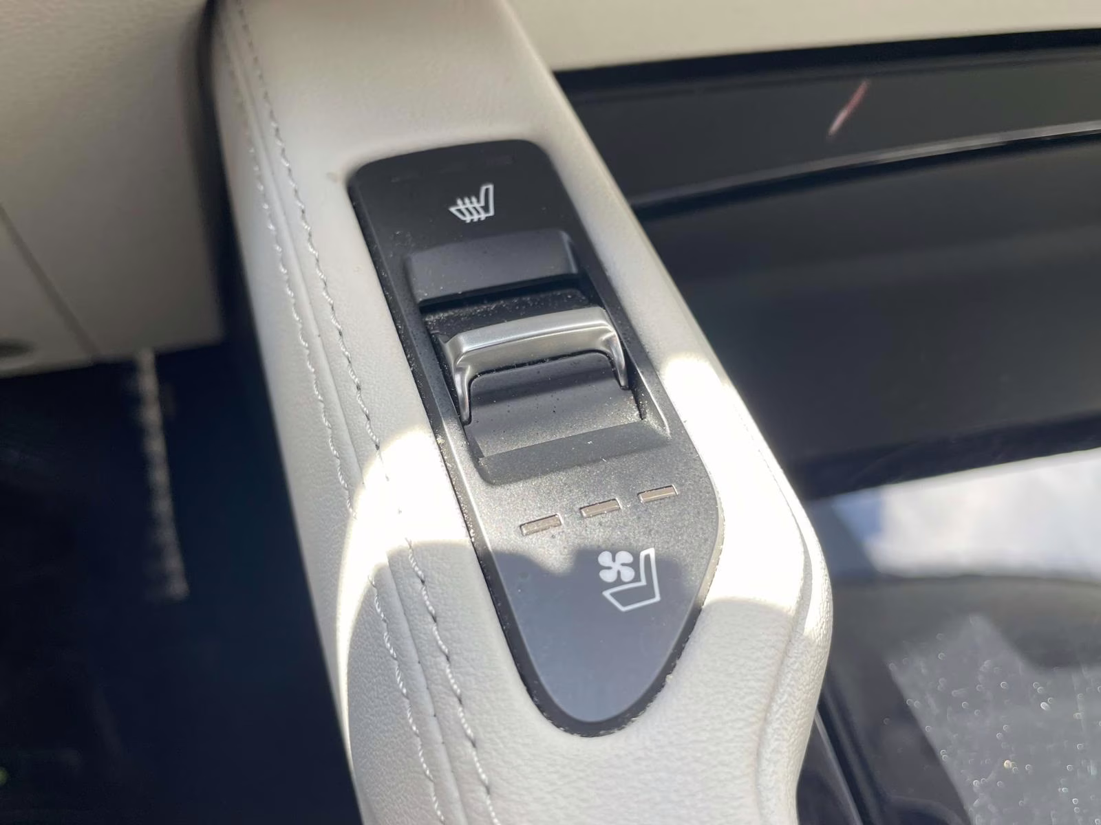 2022 Dark Moss Kia Telluride SX FWD SUV