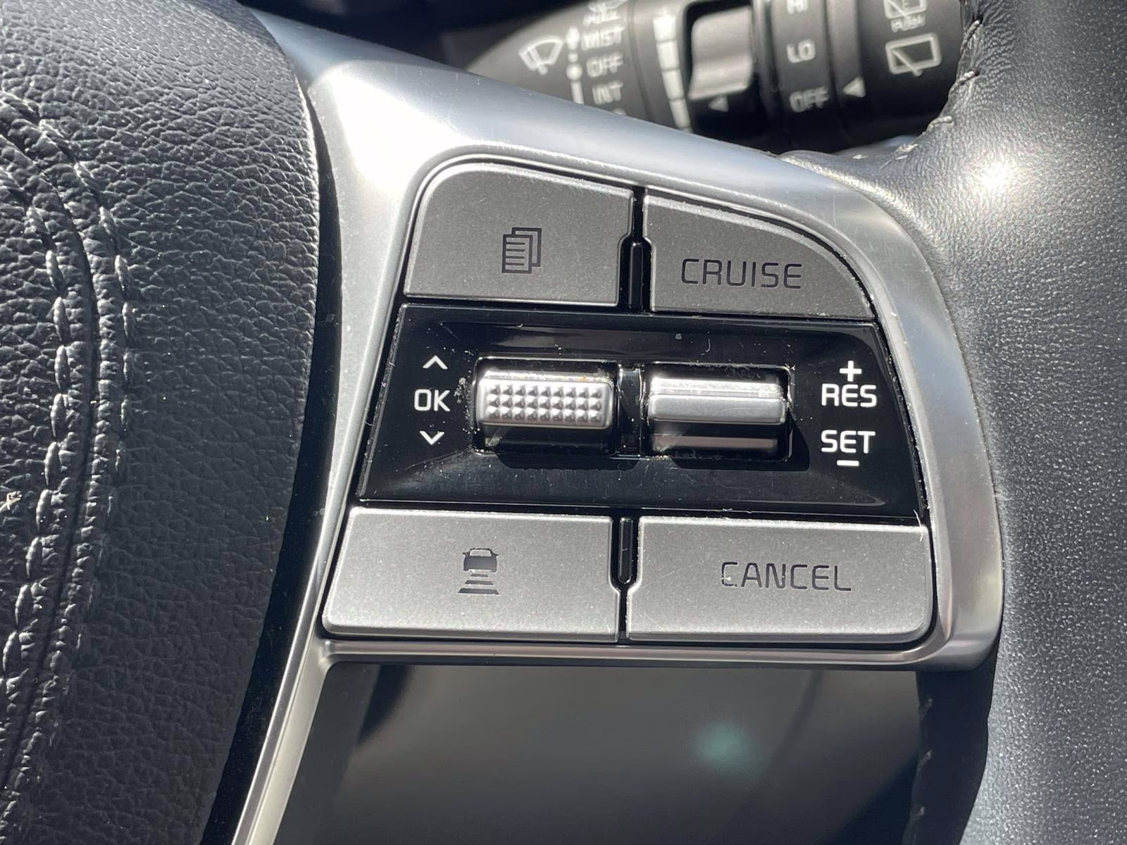 2022 Dark Moss Kia Telluride SX FWD SUV