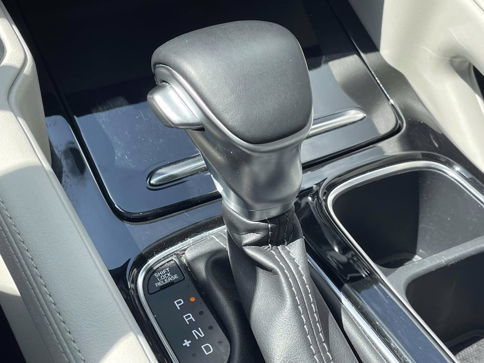 2022 Dark Moss Kia Telluride SX FWD SUV