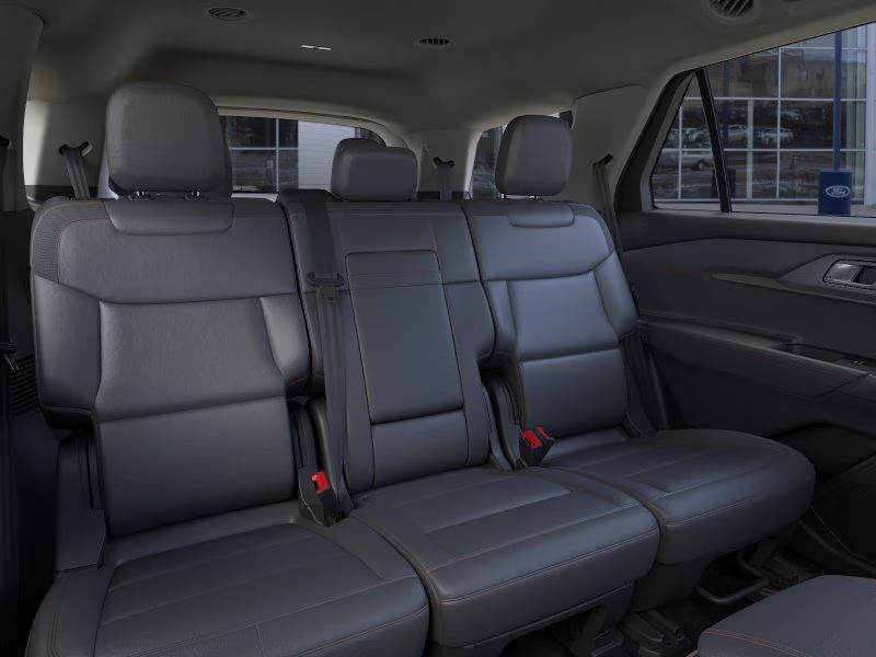 2026 Space White Metallic Ford Explorer Active 4X4 SUV