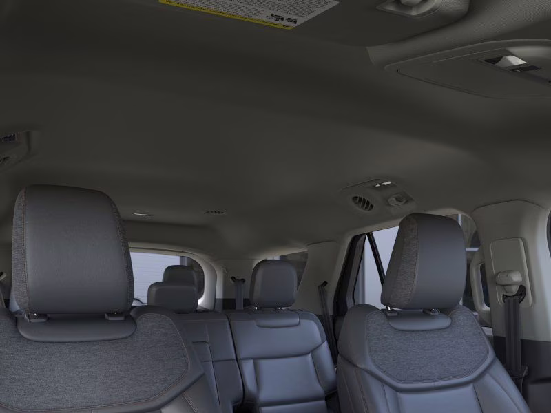 2026 Space White Metallic Ford Explorer Active 4X4 SUV