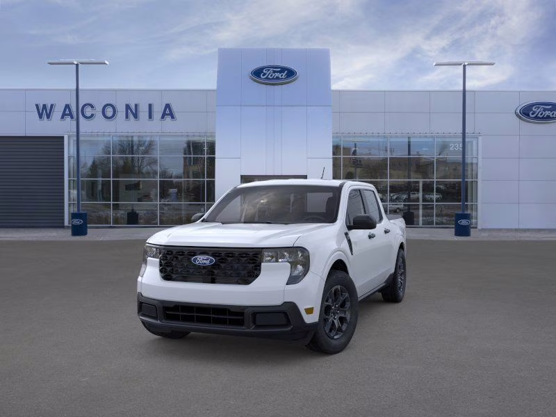 2026 Space White Metallic Ford Maverick XLT AWD Truck