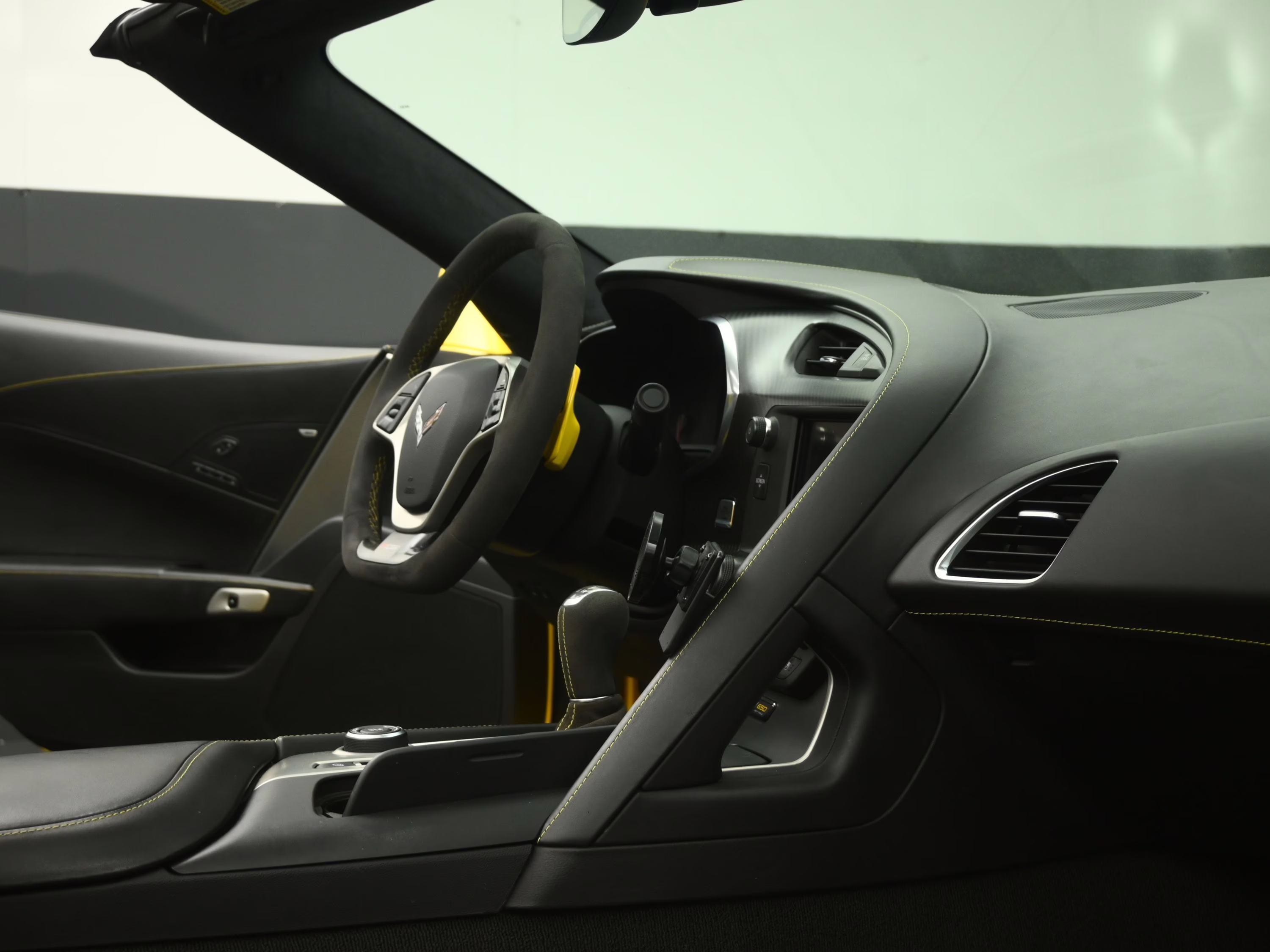 2017 Corvette Racing Yellow Tintcoat Chevrolet Corvette Z06 RWD Convertible