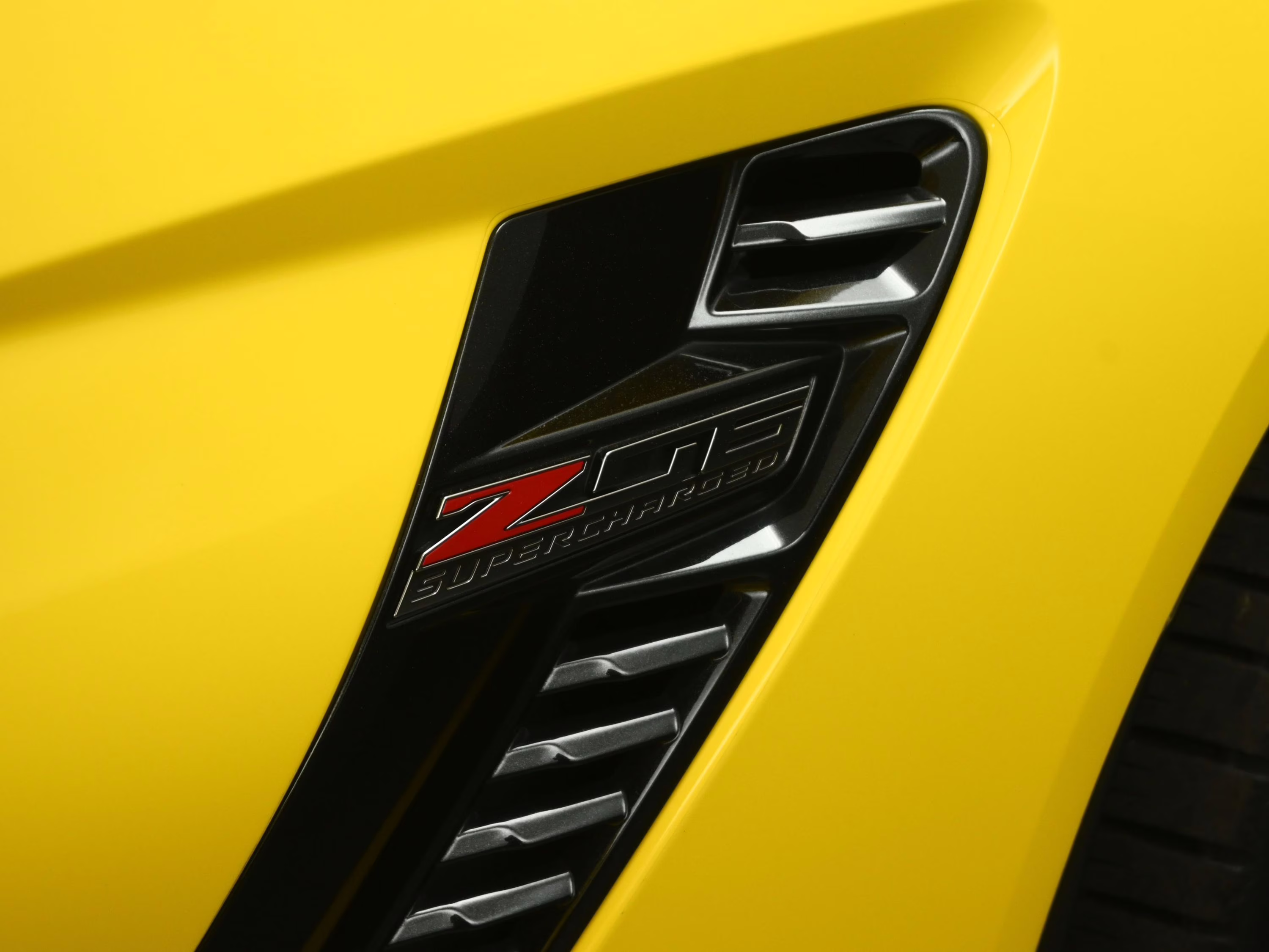 2017 Corvette Racing Yellow Tintcoat Chevrolet Corvette Z06 RWD Convertible