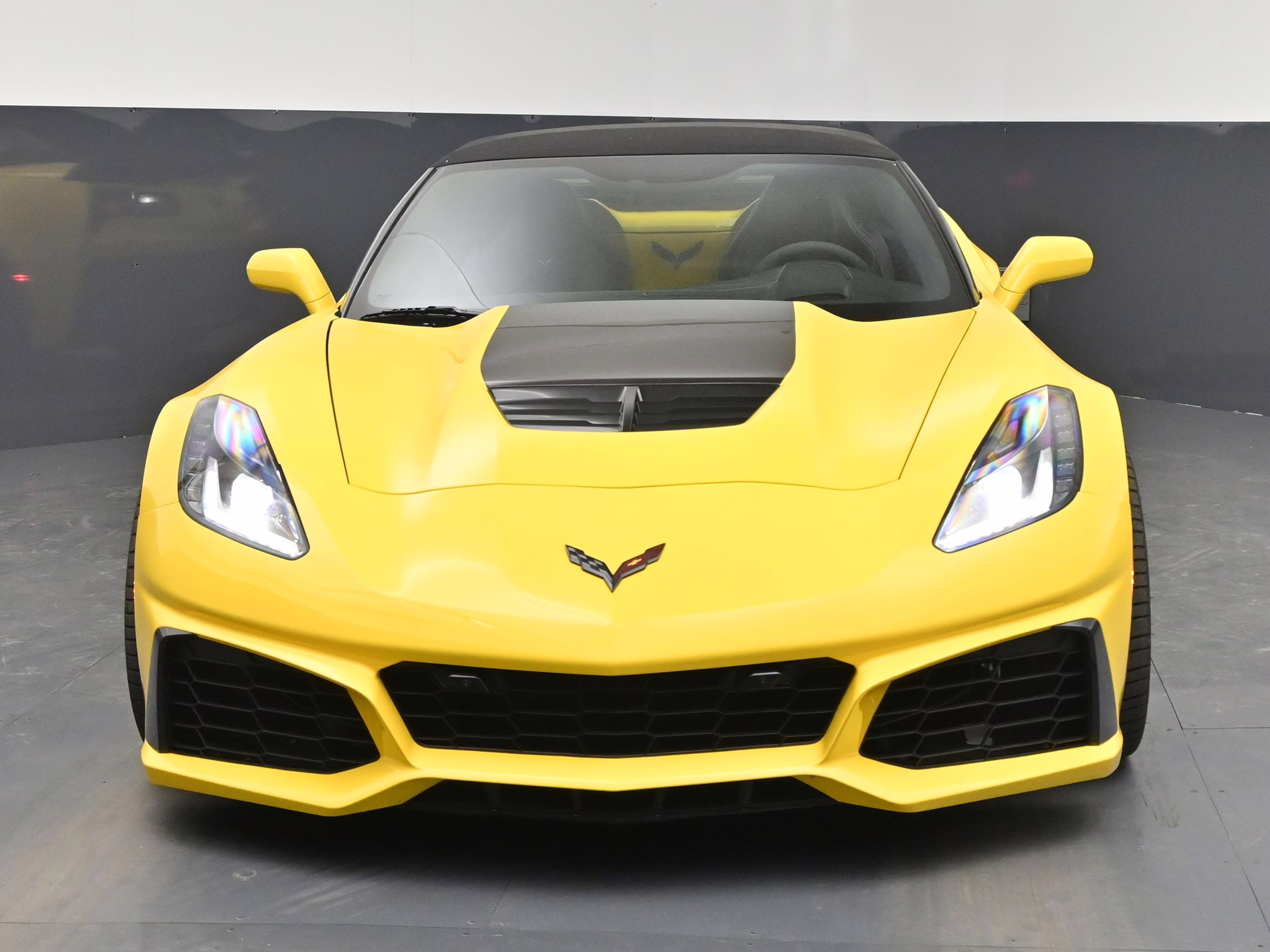 2017 Corvette Racing Yellow Tintcoat Chevrolet Corvette Z06 RWD Convertible