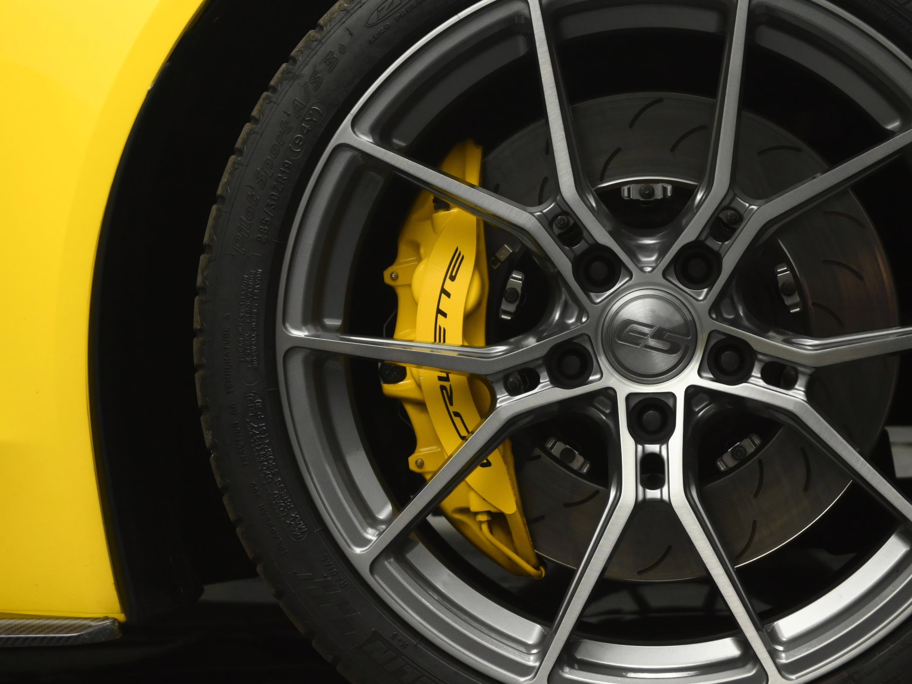 2017 Corvette Racing Yellow Tintcoat Chevrolet Corvette Z06 RWD Convertible