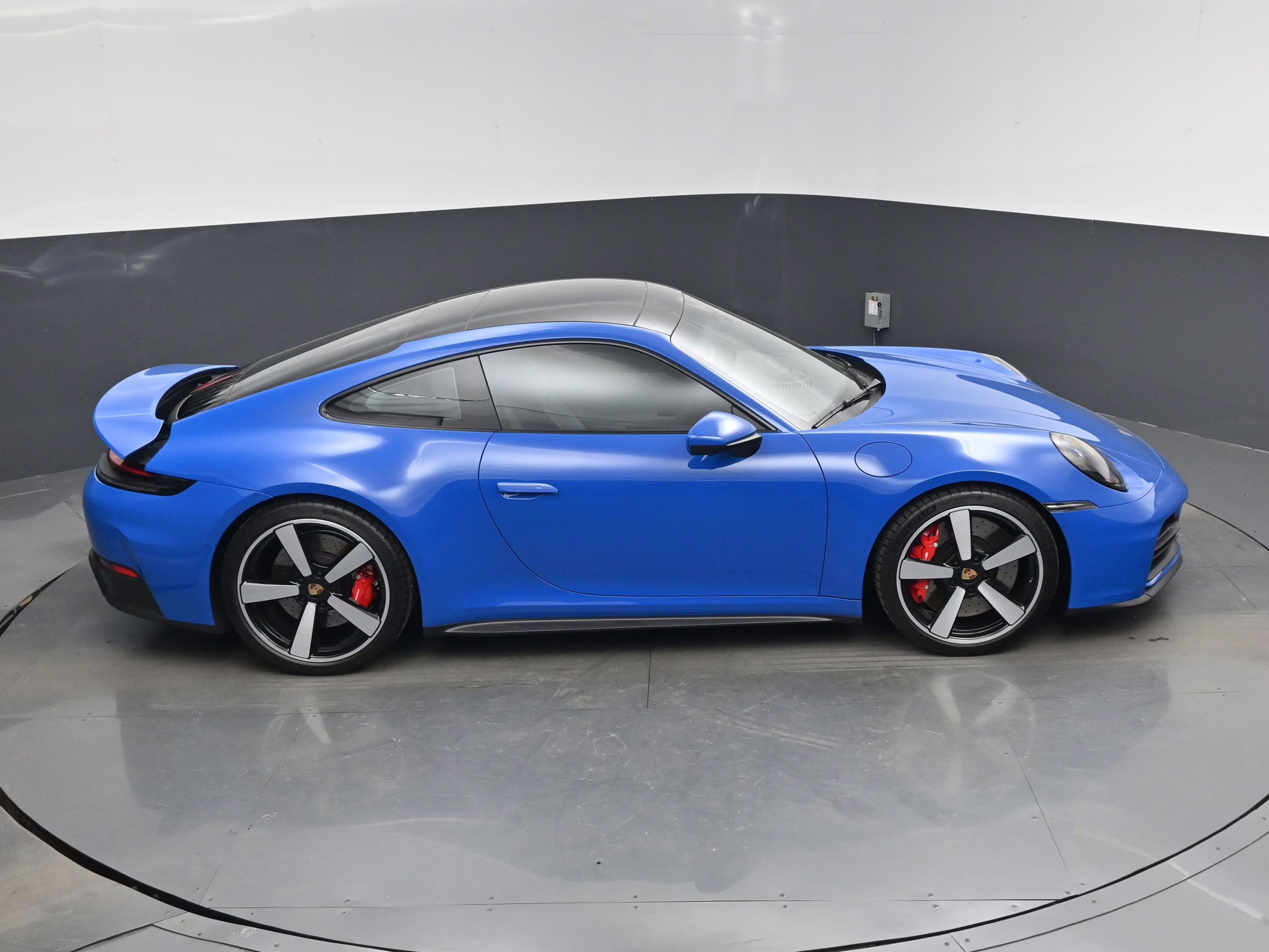 2025 Lugano Blue Porsche 911 Carrera S RWD Coupe