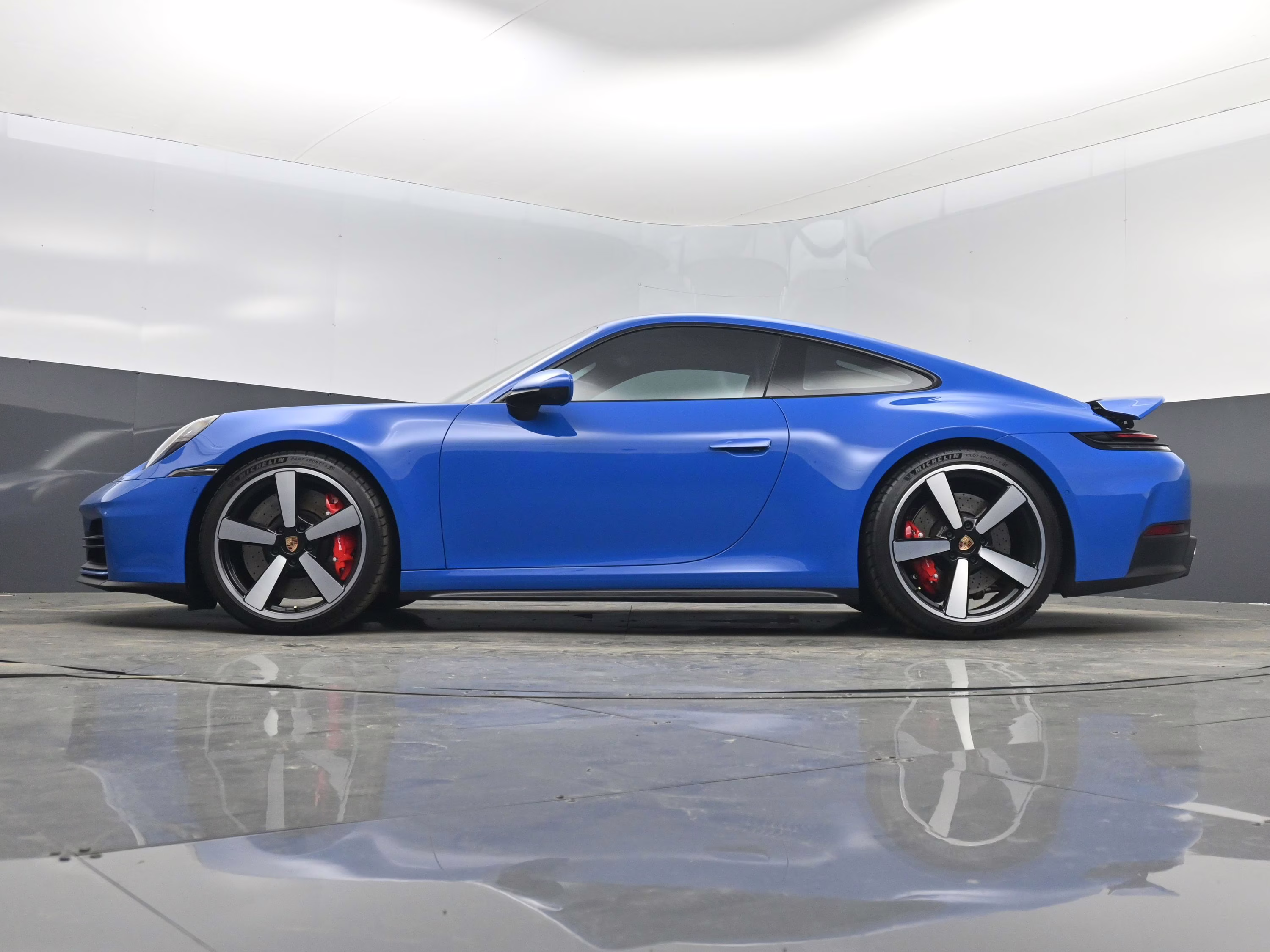 2025 Lugano Blue Porsche 911 Carrera S RWD Coupe