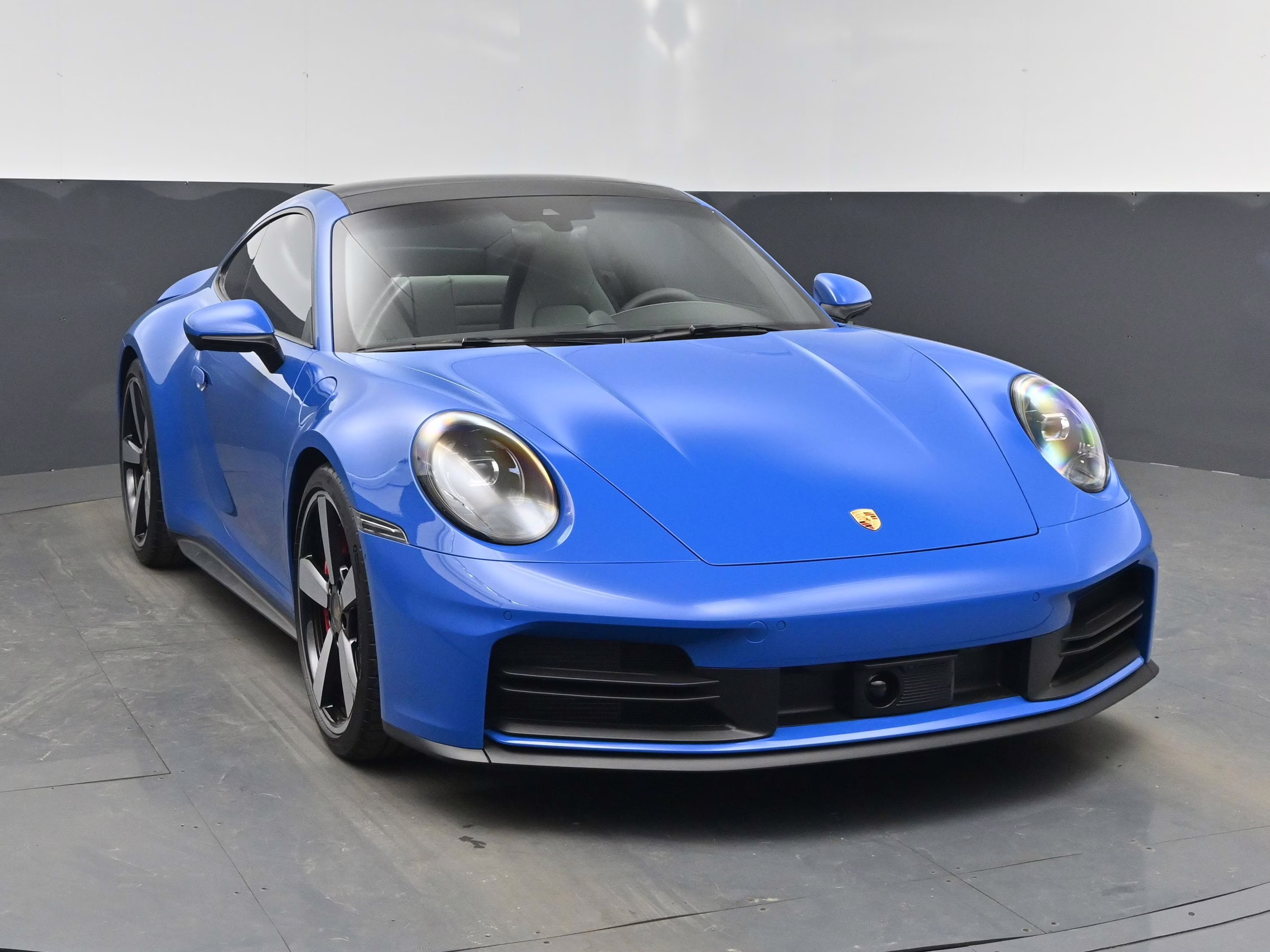 2025 Lugano Blue Porsche 911 Carrera S RWD Coupe