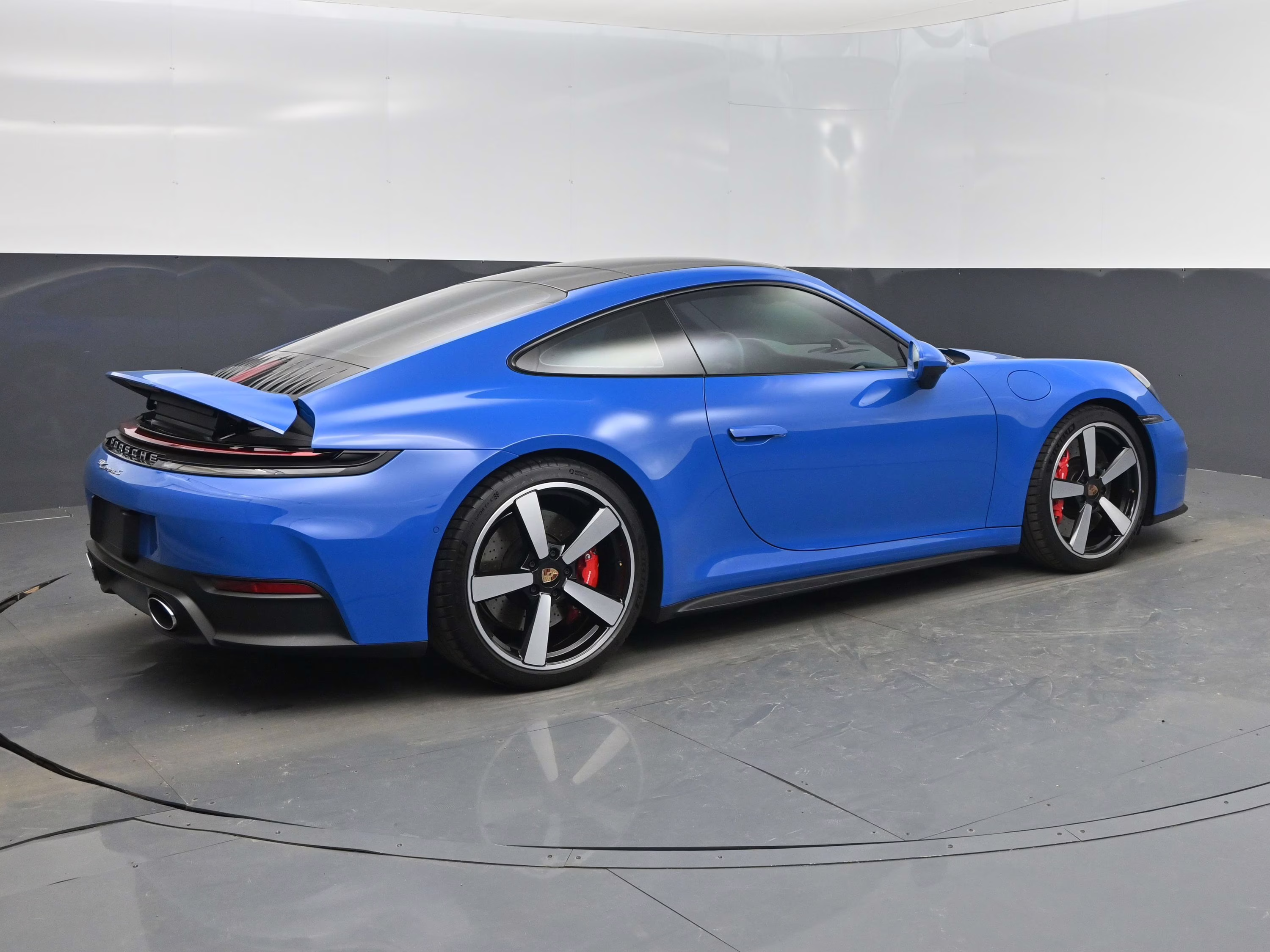 2025 Lugano Blue Porsche 911 Carrera S RWD Coupe