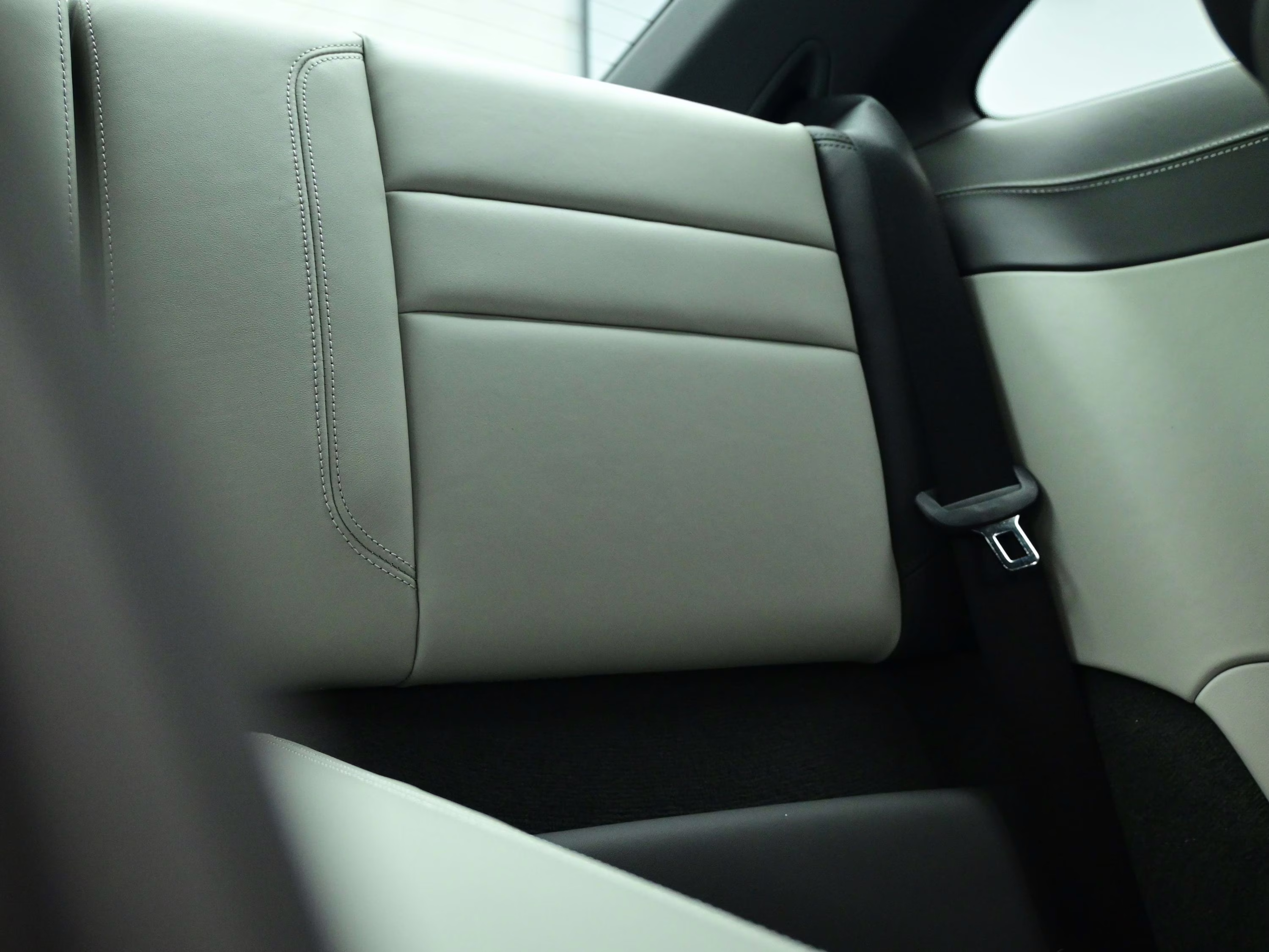 2025 Lugano Blue Porsche 911 Carrera S RWD Coupe