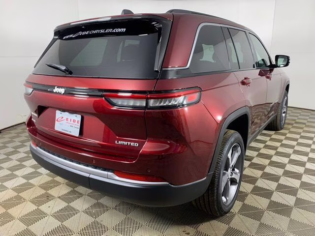 2026 Velvet Red Pearlcoat Jeep Grand Cherokee Limited 4X4 SUV