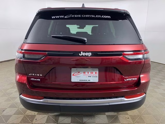 2026 Velvet Red Pearlcoat Jeep Grand Cherokee Limited 4X4 SUV