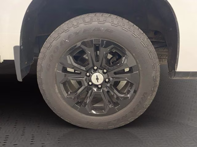 2021 Summit White Chevrolet Silverado 1500 LTZ 4X4 Truck