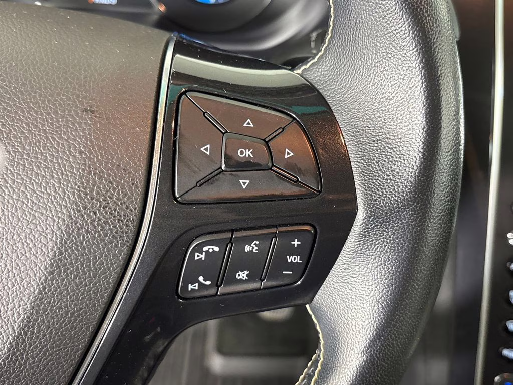 2017 Ingot Silver Ford Explorer Platinum 4X4 SUV