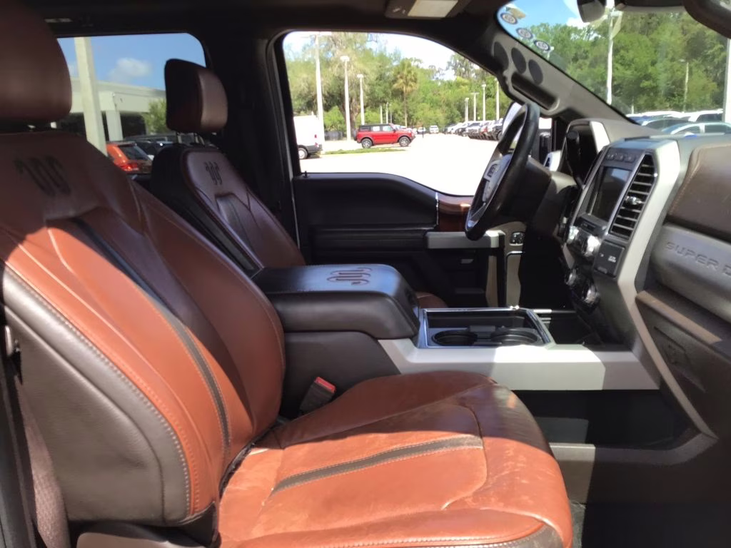 2019 White Ford Super Duty F-250 SRW King Ranch 4X4 Truck