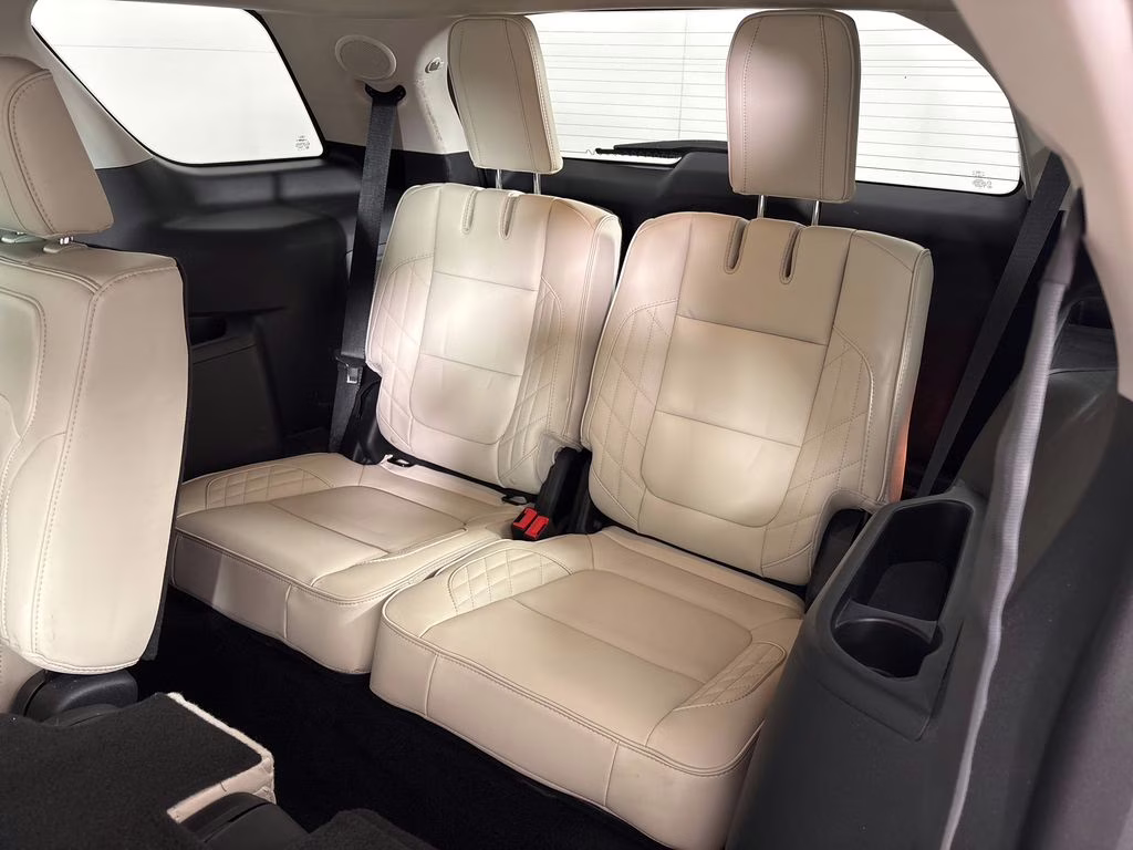 2017 Ingot Silver Ford Explorer Platinum 4X4 SUV