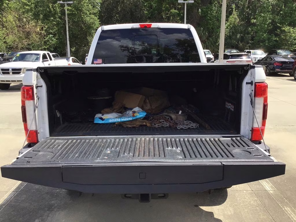 2019 White Ford Super Duty F-250 SRW King Ranch 4X4 Truck