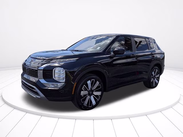 2025 Labrador Black Pearl Mitsubishi Outlander SE FWD SUV