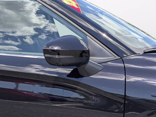 2025 Labrador Black Pearl Mitsubishi Outlander SE FWD SUV
