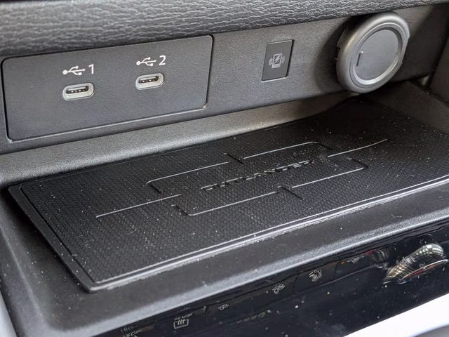 2025 Labrador Black Pearl Mitsubishi Outlander SE FWD SUV