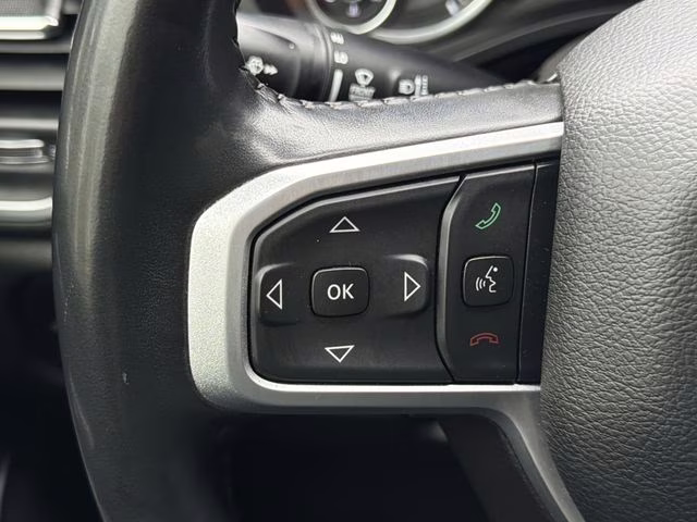 2023 Diamond Black Crystal Pearlcoat Ram 1500 Big Horn/Lone Star 4X4 Truck