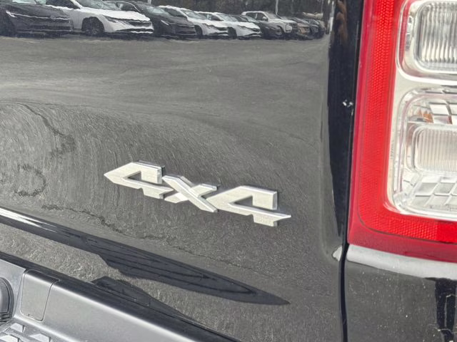 2023 Diamond Black Crystal Pearlcoat Ram 1500 Big Horn/Lone Star 4X4 Truck