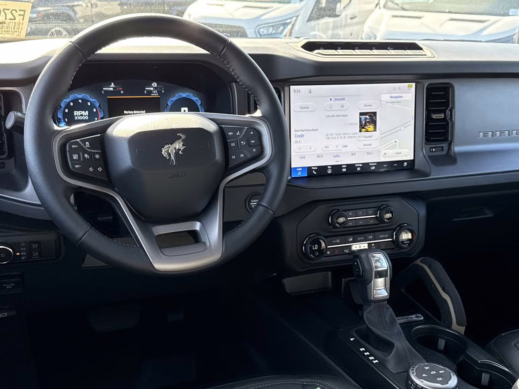 2026 Sand Ford Bronco Badlands 4X4 SUV