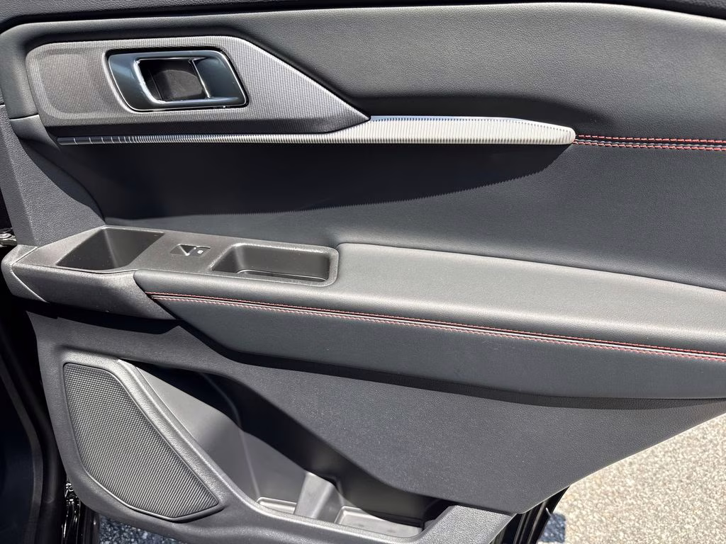 2026 Agate Black Metallic Ford Explorer ST-Line RWD SUV