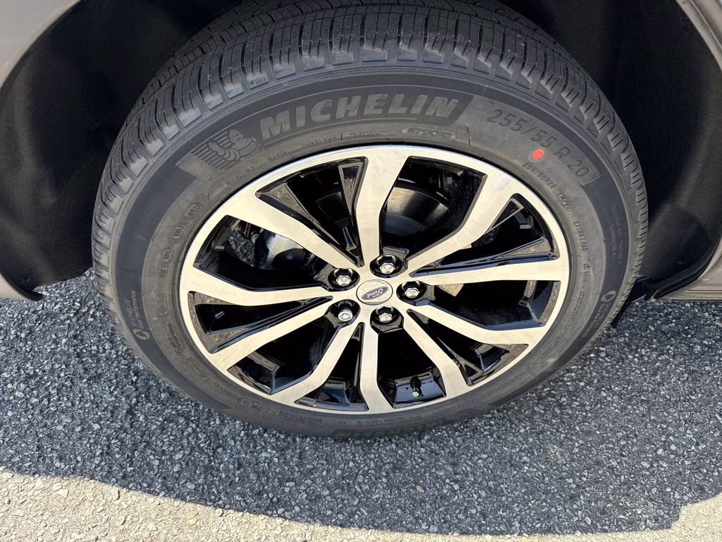 2026 Agate Black Metallic Ford Explorer ST-Line RWD SUV