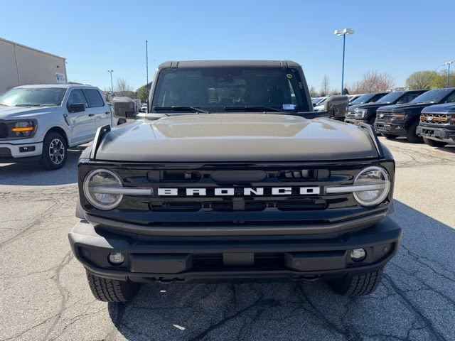 2026 Marsh Gray Ford Bronco Outer Banks 4X4 SUV