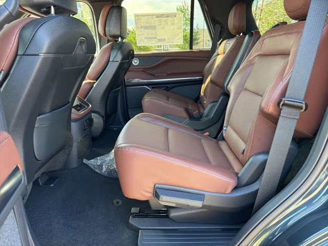 2026 Flight Blue Metallic Clearcoat Lincoln Navigator Reserve 4X4 SUV