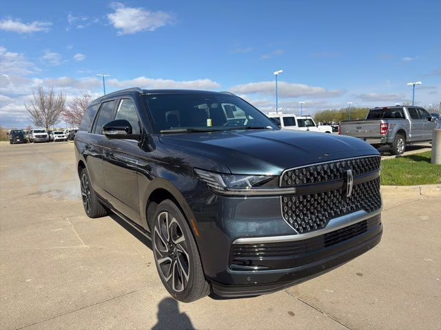 2026 Flight Blue Metallic Clearcoat Lincoln Navigator Reserve 4X4 SUV