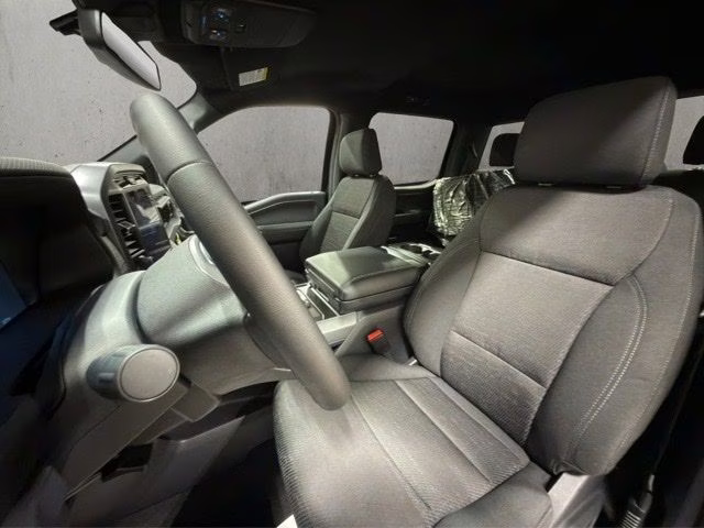 2026 Iconic Silver Metallic Ford F-150 XLT Black Appearance Plus 4X4 Truck